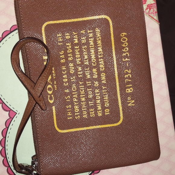 Coach Storypatch Clutch Wristlet Make-up Bag 36609 - Picture 2 of 6